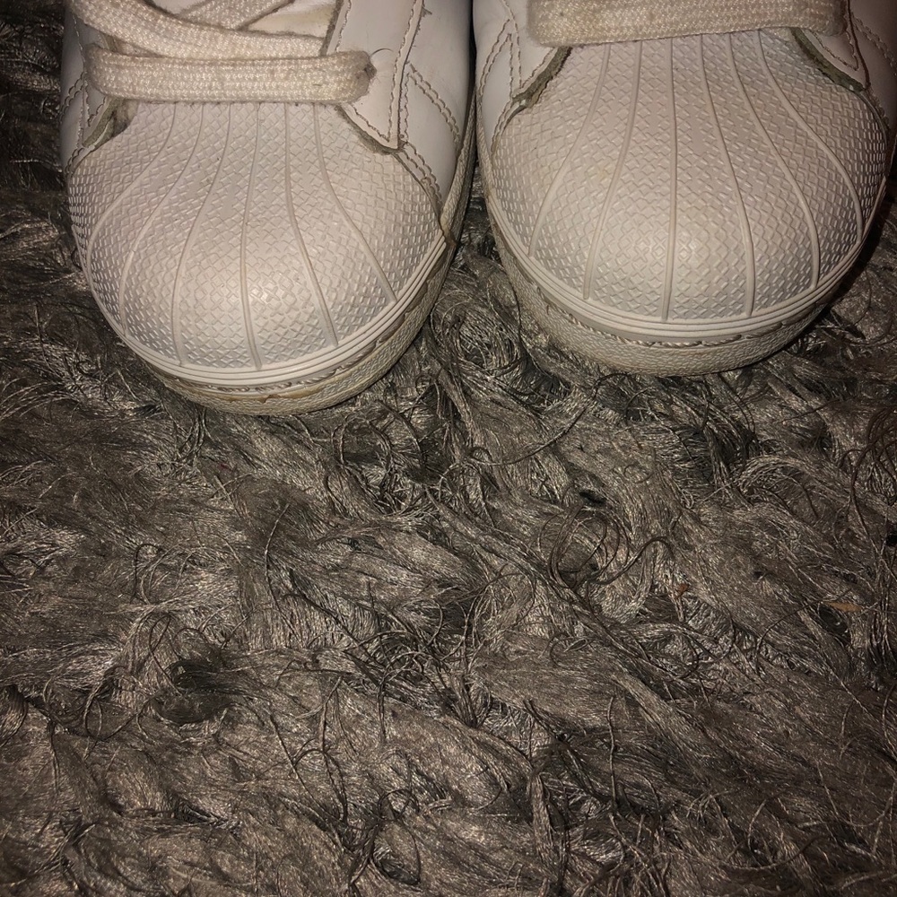 Addidas Black and White Shell Toe - Picture 7 of 9